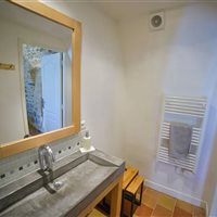 Les Caselles : suite accommodation, table d'hôtes, stopover for professionals, near the A75 in Aveyron