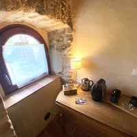 Family rooms accommodation, home-made diner, stopover for professionals South of France