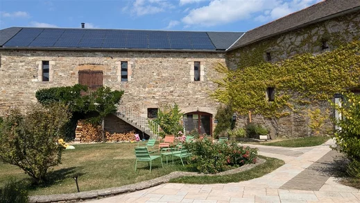 Les Caselles: luxury guest house accommodation, indoor pool, spa, jacuzzi, sauna in south France