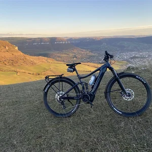 Les Caselles : Gite, charming guest rooms, swimming pool, spa Millau South of France