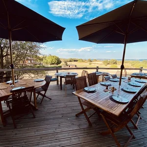 Les Caselles : Gite, charming guest rooms, swimming pool, spa Millau South of France