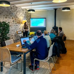 Les Caselles : Gite, charming guest rooms, swimming pool, spa Millau South of France